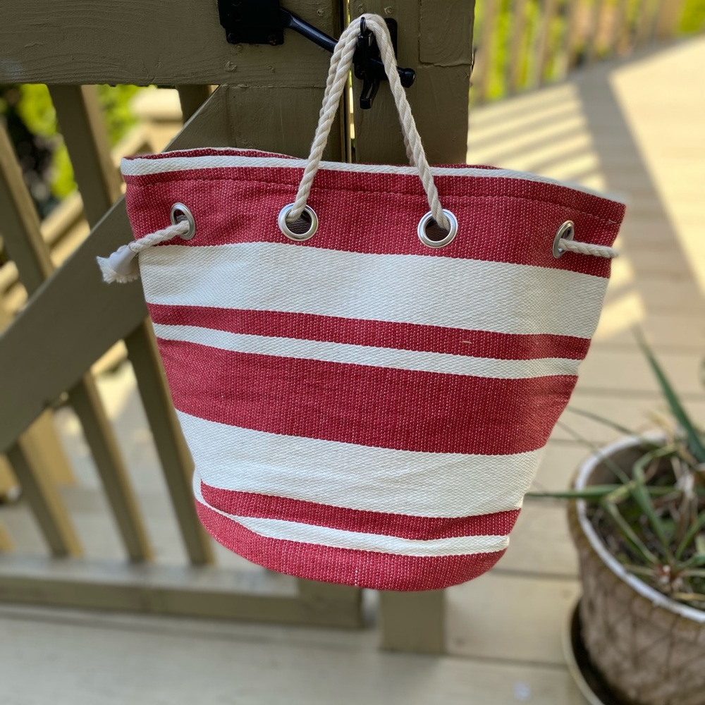 NWOT Pink & cream canvas tote bag with rope cording & handles, 11” x 8” x 4”